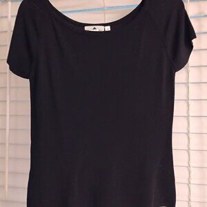 Lindsey Scott Sport knit sweater top. Size medium. Black.